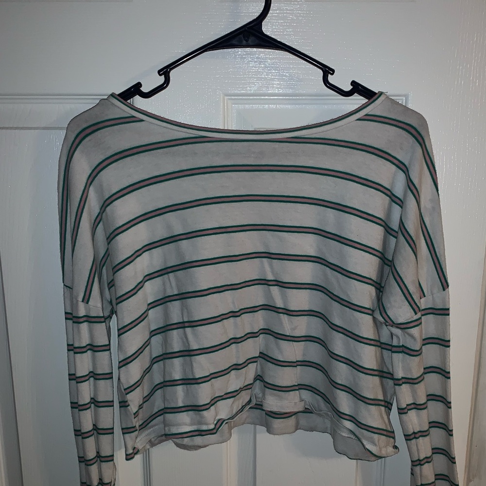 Long Sleeve Cropped T-Shirt